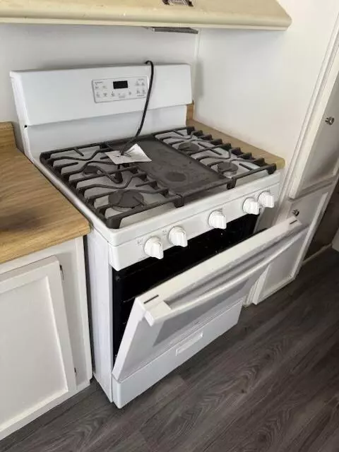 Thermal, CA 92274,216 Imperial AVE