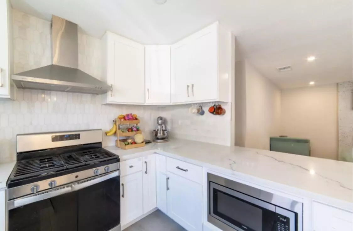 La Quinta, CA 92253,52880 Avenida Navarro