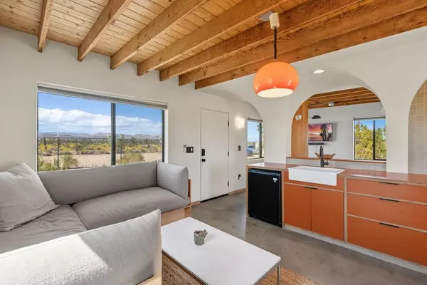 Yucca Valley, CA 92284,1135 Warren Vista AVE