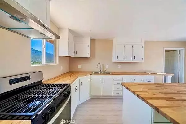 Mountain Center, CA 92561,63285 Pinyon DR