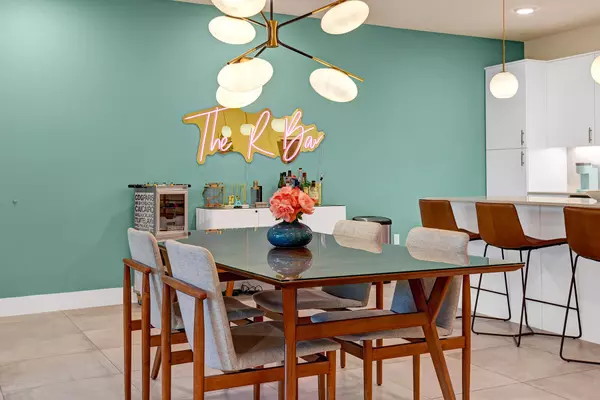 Palm Springs, CA 92262,179 The Riv