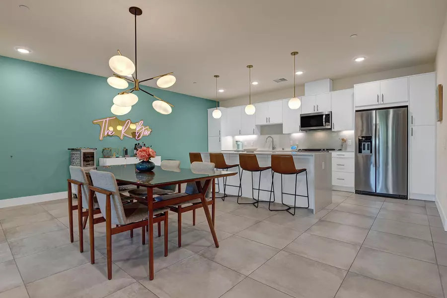 179 The Riv, Palm Springs, CA 92262