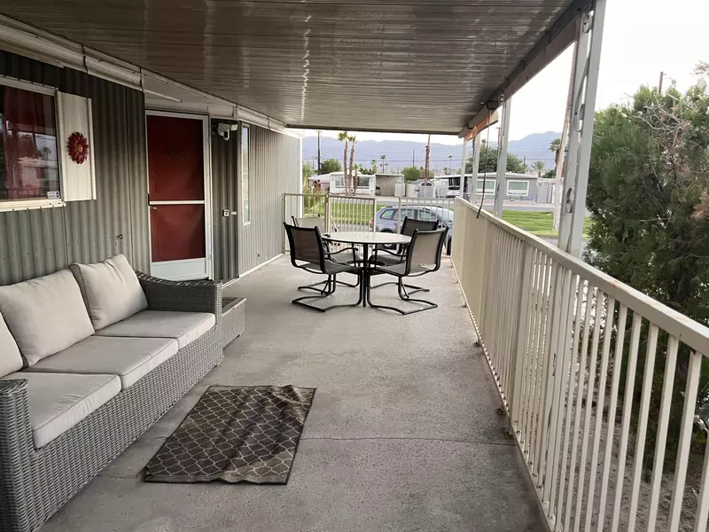 32160 San Miguelito DR, Thousand Palms, CA 92276