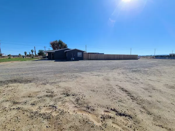 Calipatria, CA 92233,6605 Us Highway 111 #6607