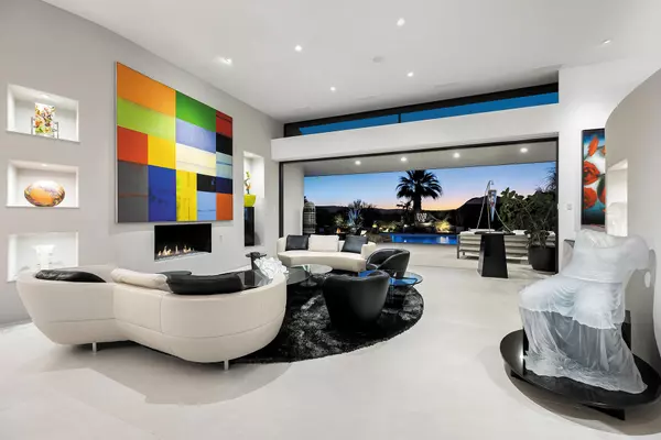 Palm Desert, CA 92260,960 Andreas CYN