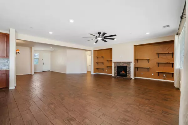 Indio, CA 92203,43635 Aquila ST