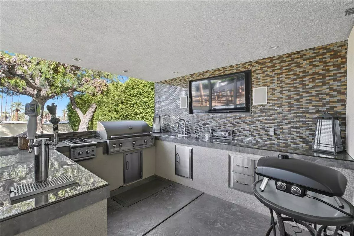 Cathedral City, CA 92234,68680 Sharpless RD