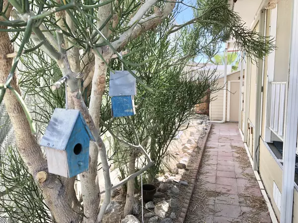 Desert Hot Springs, CA 92241,74711 Dillon Rd Spc 881