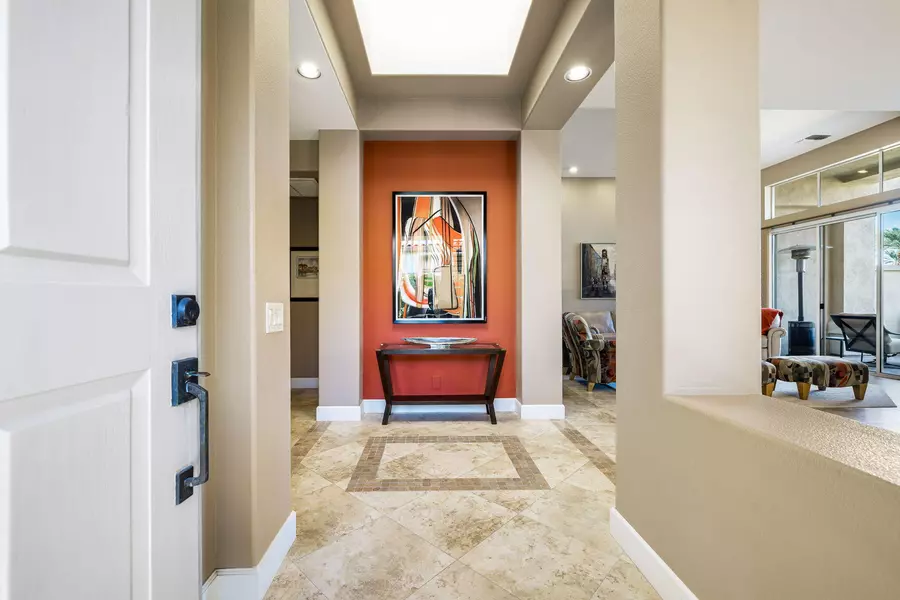 416 Desert Holly DR, Palm Desert, CA 92211