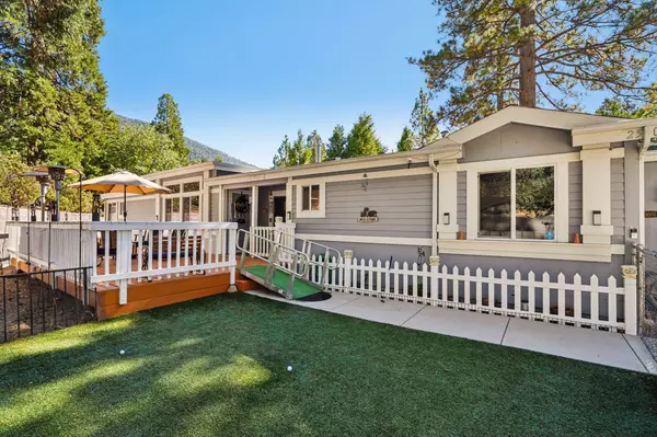 Idyllwild, CA 92549,25001 Rim Rock RD