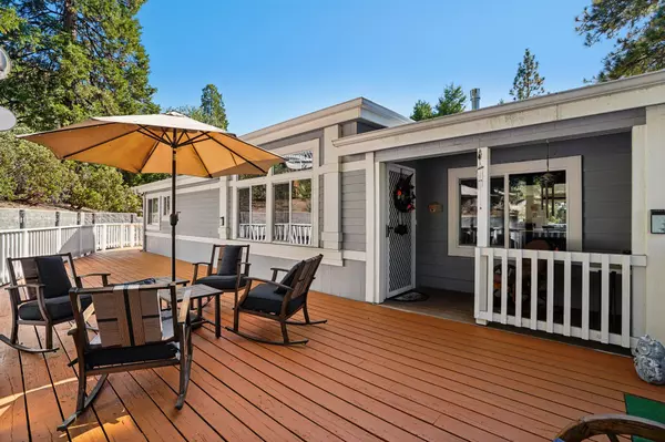 Idyllwild, CA 92549,25001 Rim Rock RD