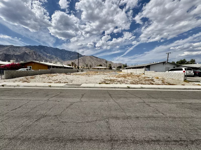 3795 El Dorado BLVD, Palm Springs, CA 92262