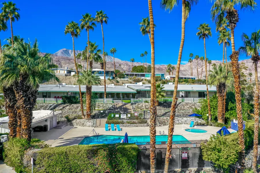 50 Country Club DR, Palm Desert, CA 92260