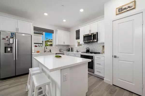 Palm Desert, CA 92211,76333 Trojan DR