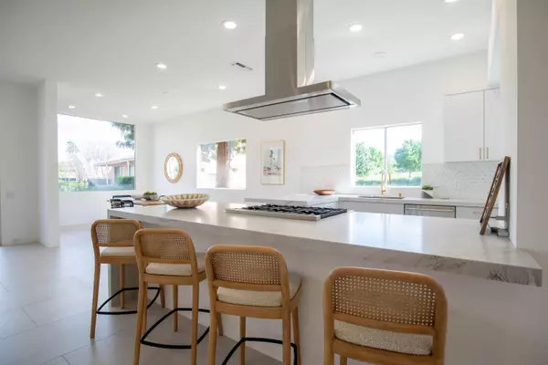 46860 Amir DR, Palm Desert, CA 92260