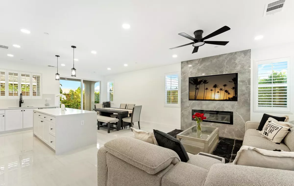 Cathedral City, CA 92234,617 Via Firenze