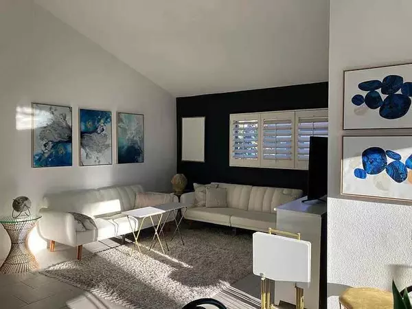 Palm Springs, CA 92264,1428 S Camino Real