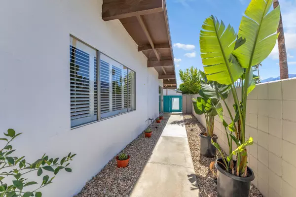 Palm Springs, CA 92262,2250 Acacia RD