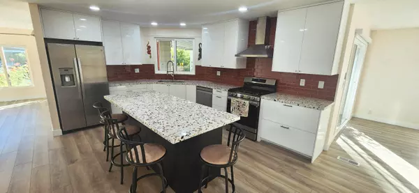 Palm Desert, CA 92260,73710 Oak Flats DR