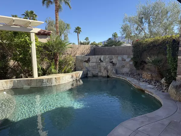 La Quinta, CA 92253,81220 Victoria LN