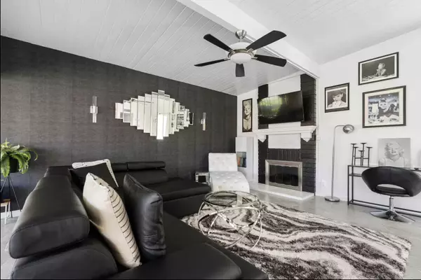 Palm Springs, CA 92262,280 N Monterey RD