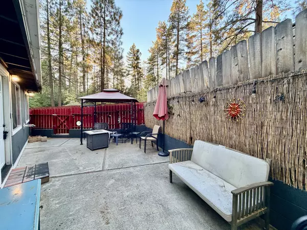 Idyllwild, CA 92549,26350 Delano DR #97
