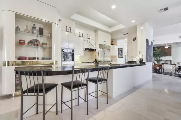 Bermuda Dunes, CA 92203,43721 Port Maria RD