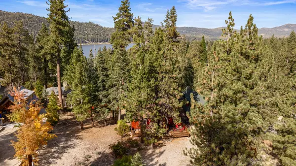 Big Bear Lake, CA 92315,38692 Talbot DR