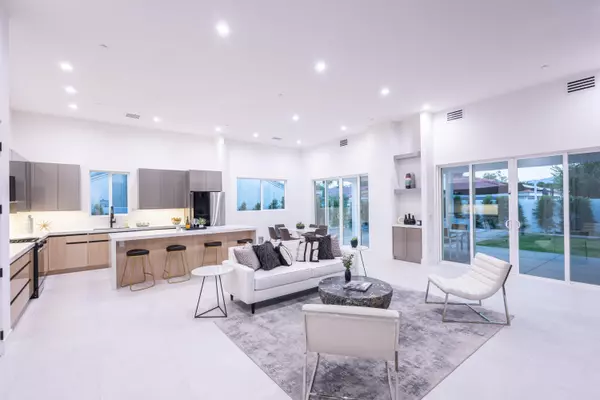 Cathedral City, CA 92234,67385 Ovante RD