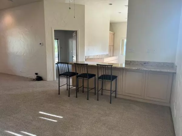 Palm Desert, CA 92211,77555 Delaware PL