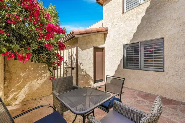 Palm Desert, CA 92260,204 Lakecrest LN