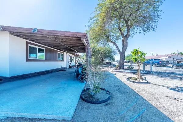 Thermal, CA 92274,2338 Sand Ere AVE