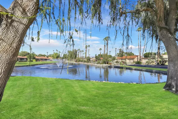 2 Valencia DR, Rancho Mirage, CA 92270