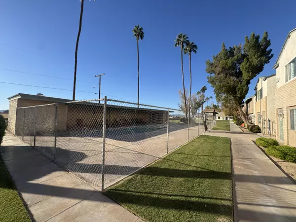 Blythe, CA 92225,1030 N Lovekin #25