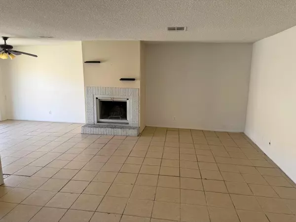 La Quinta, CA 92253,53135 Avenida Mendoza