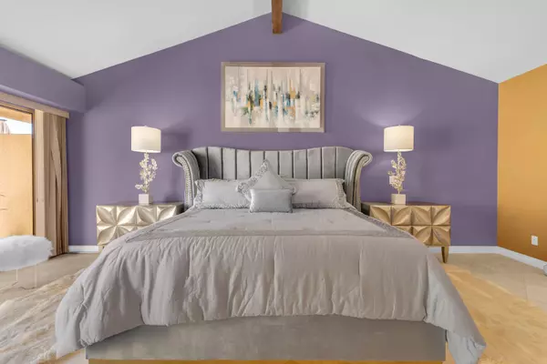 Rancho Mirage, CA 92270,216 W Kavenish DR