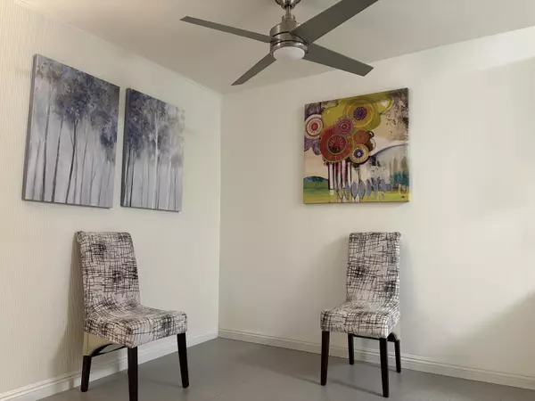 Palm Springs, CA 92262,2821 N Los Felices CIR #114