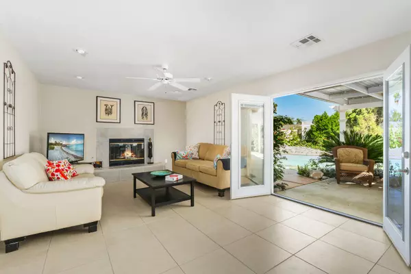 Palm Springs, CA 92262,2910 N Bahada RD