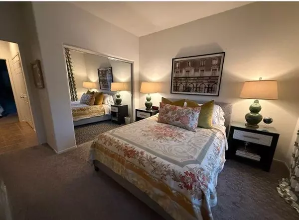 1122 Oro Ridge RDG, Palm Springs, CA 92262