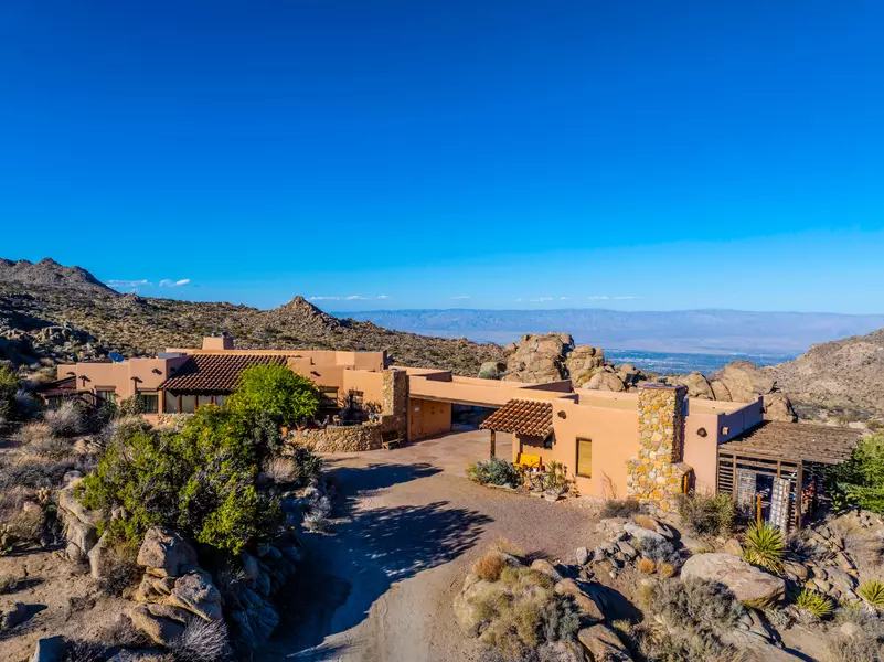 58720 Avenida Los Pinos, Mountain Center, CA 92561