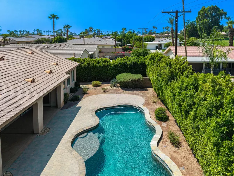 43501 Parkway Esplanade, La Quinta, CA 92253
