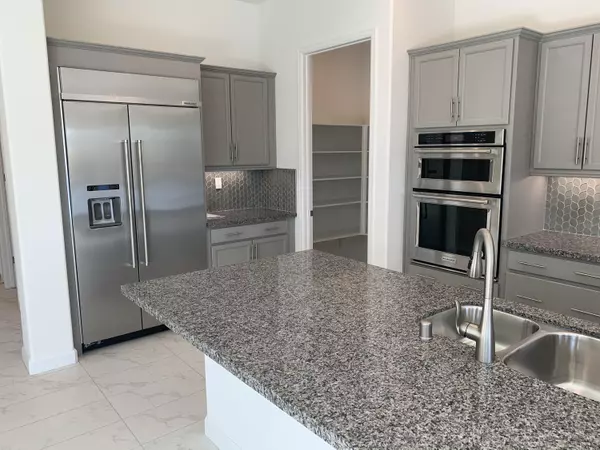 Rancho Mirage, CA 92270,39 Cabernet