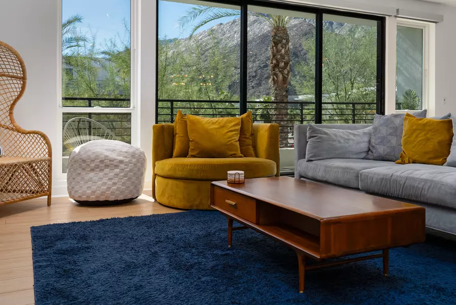 122 Cameron Center DR, Palm Springs, CA 92264