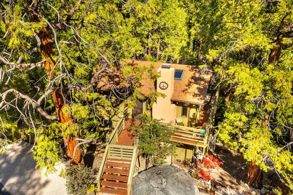 Idyllwild, CA 92549,53274 Forest Lake DR