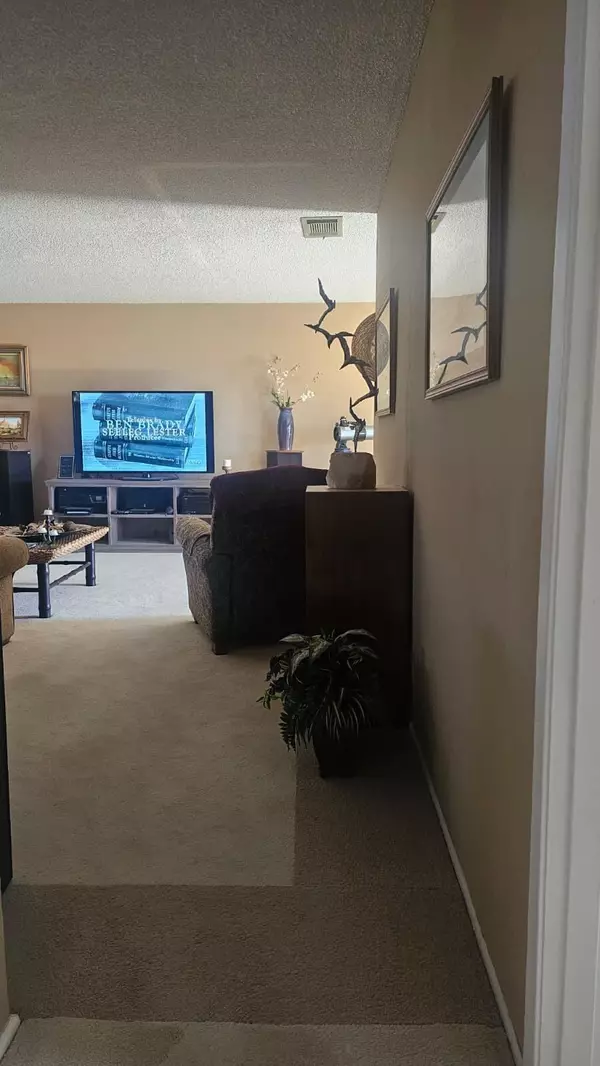 Thermal, CA 92274,1203 Dorothea AVE