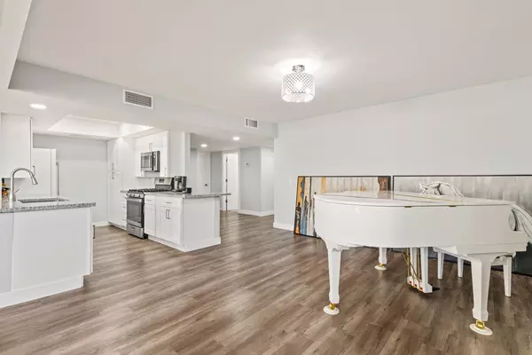 Desert Hot Springs, CA 92240,68142 Via Domingo