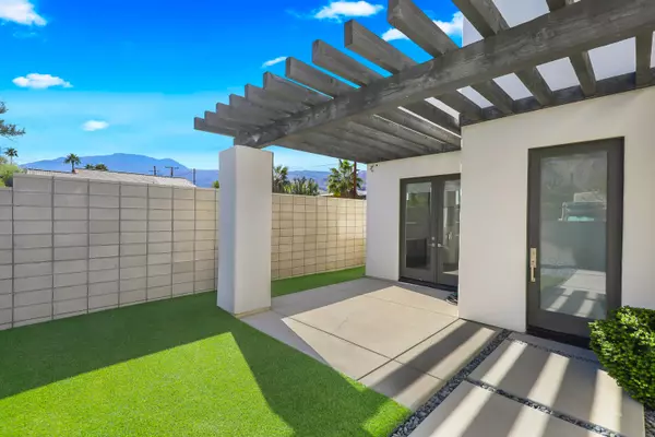 La Quinta, CA 92253,53825 Avenida Ramirez