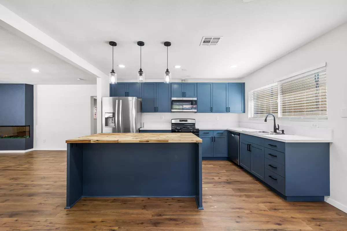 La Quinta, CA 92253,51480 Avenida Obregon