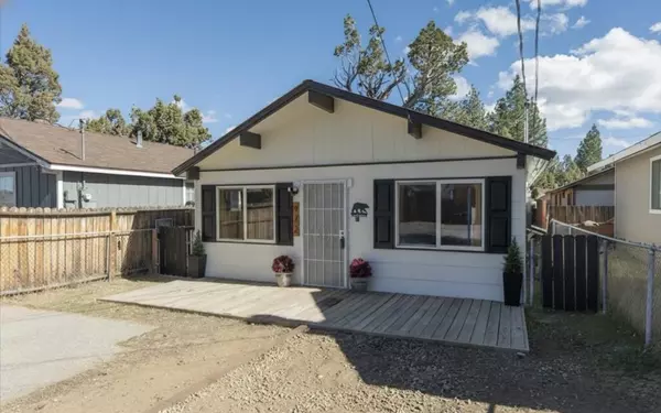 Big Bear City, CA 92314,972 Pinon LN