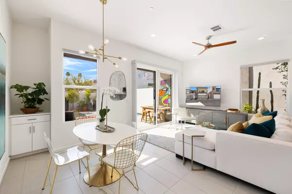 Palm Springs, CA 92262,483 Beacon WAY